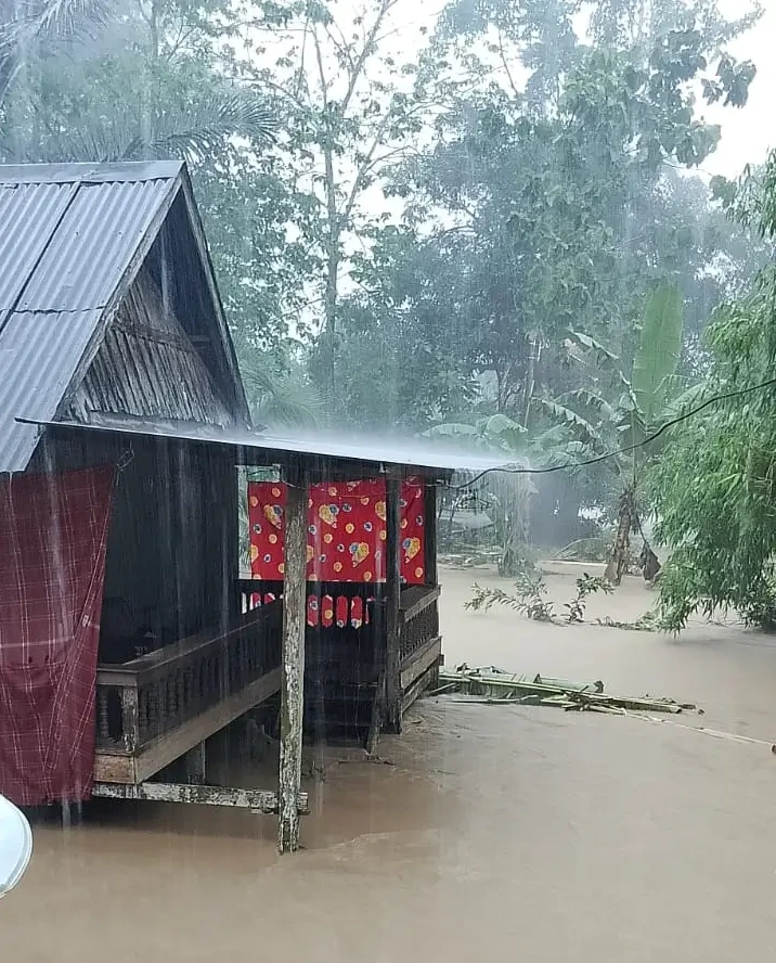 Sebagian Wilayah Barru Terdampak Banjir Surut, Penanganan Darurat Berlanjut